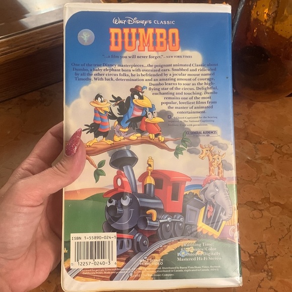 Walt Disney Dumbo VHS Black Diamond Edition - Picture 5 of 7